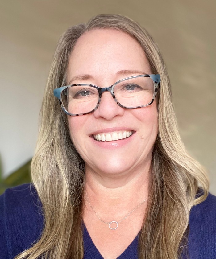 Photo of Helen Hueg